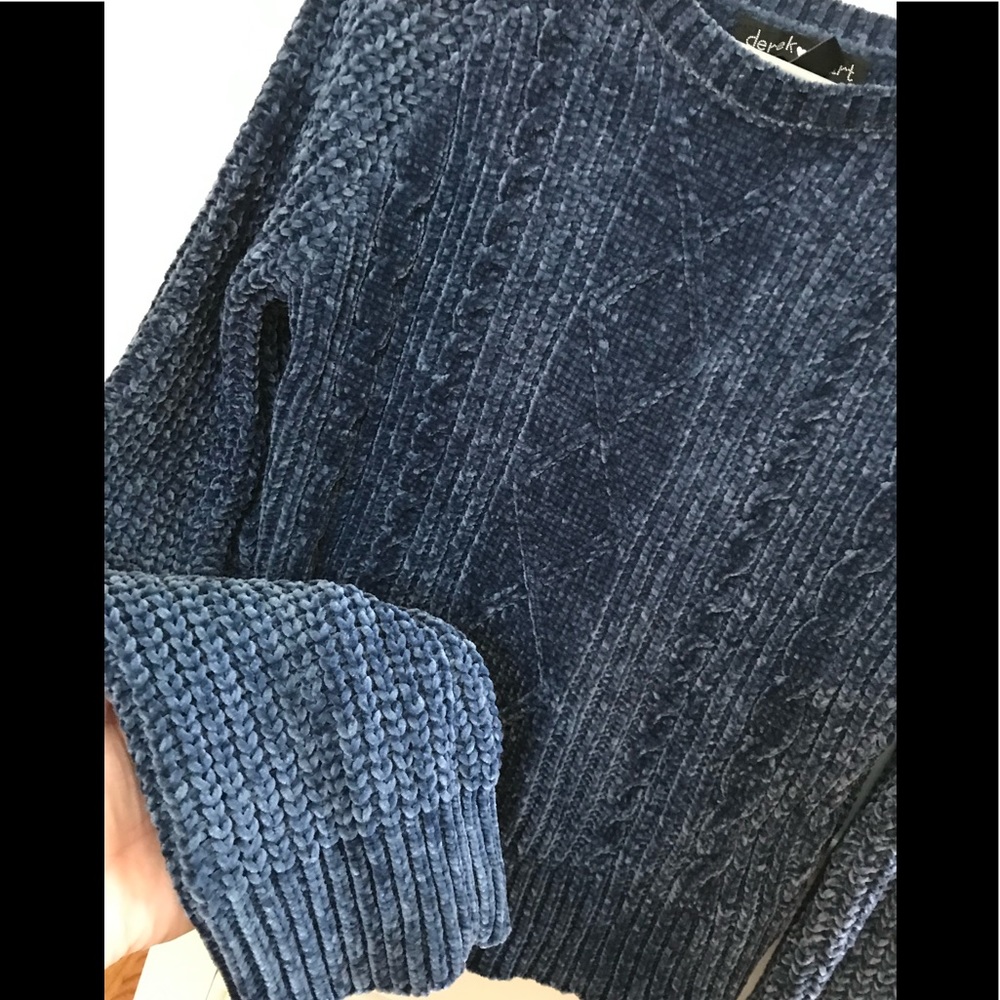 Sweater - Picture 2 of 3
